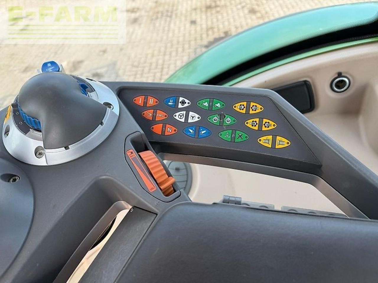 Tractor Fendt 724 vario: foto 17