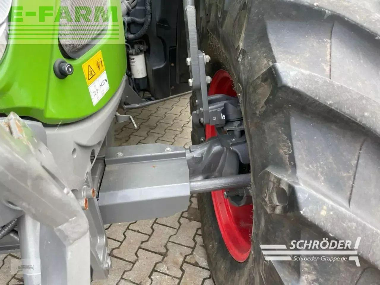 Tractor Fendt 724 vario s4 profi plus ProfiPlus: foto 8
