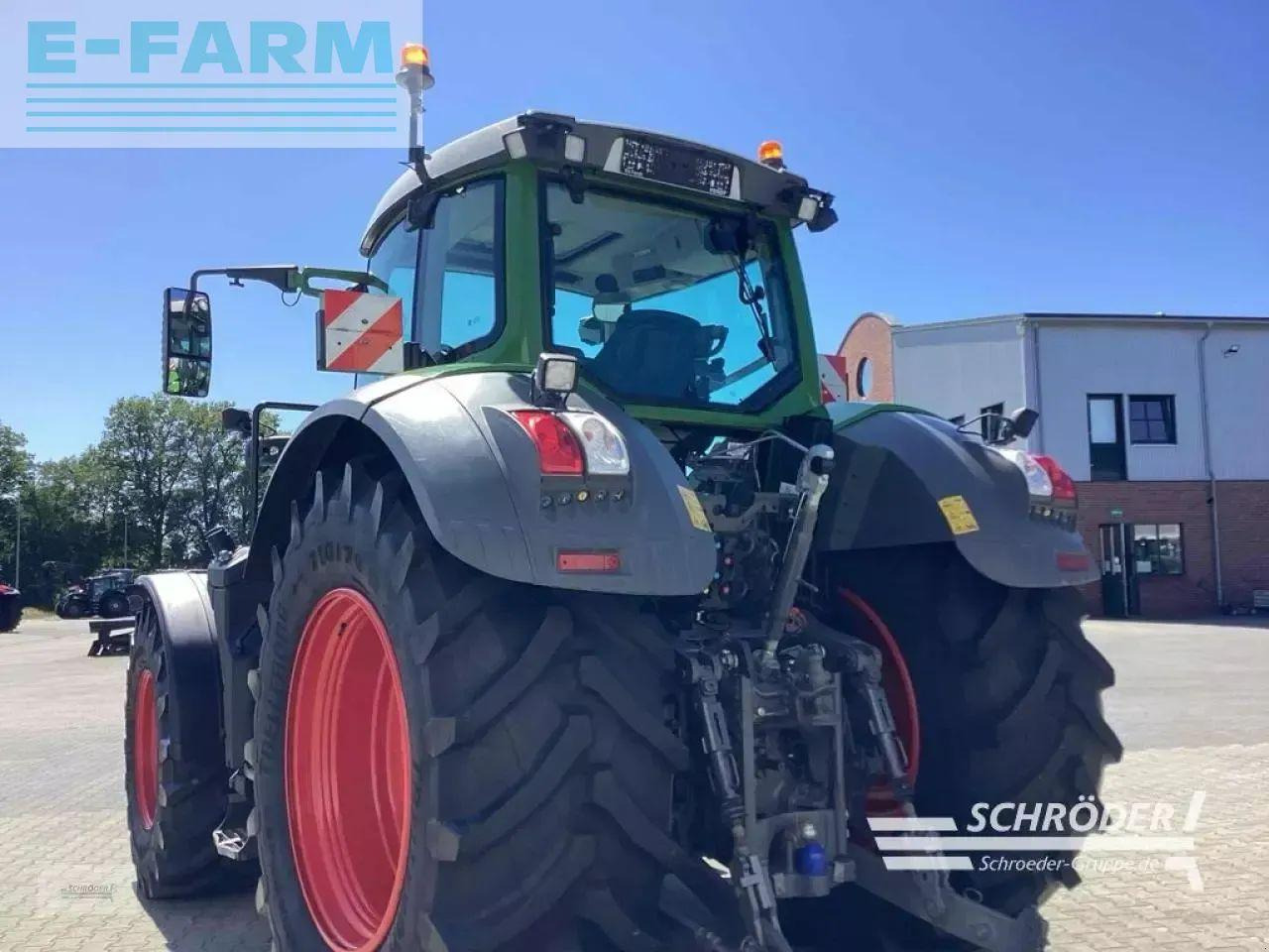 Tractor Fendt 824 vario s4 profi plus ProfiPlus: foto 8