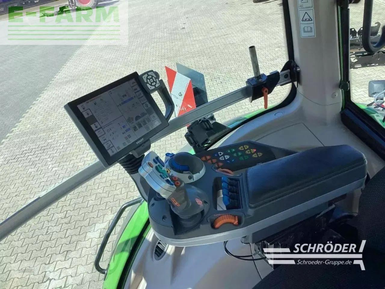 Tractor Fendt 824 vario s4 profi plus ProfiPlus: foto 19