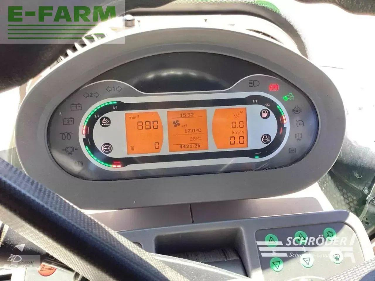 Tractor Fendt 824 vario s4 profi plus ProfiPlus: foto 21