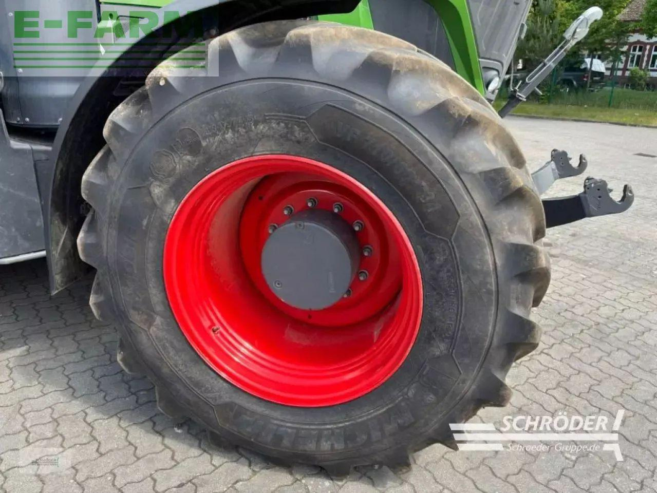 Tractor Fendt 933 vario gen7 profi plus ProfiPlus: foto 11 Tractor Fendt 933 vario gen7 profi plus ProfiPlus: foto 11