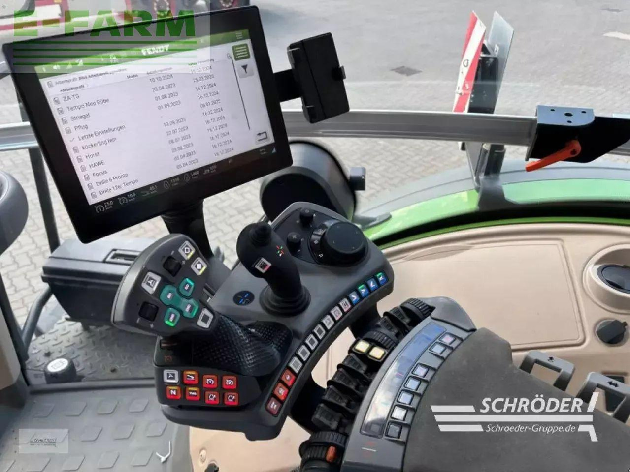 Tractor Fendt 933 vario gen7 profi plus ProfiPlus: foto 19 Tractor Fendt 933 vario gen7 profi plus ProfiPlus: foto 19