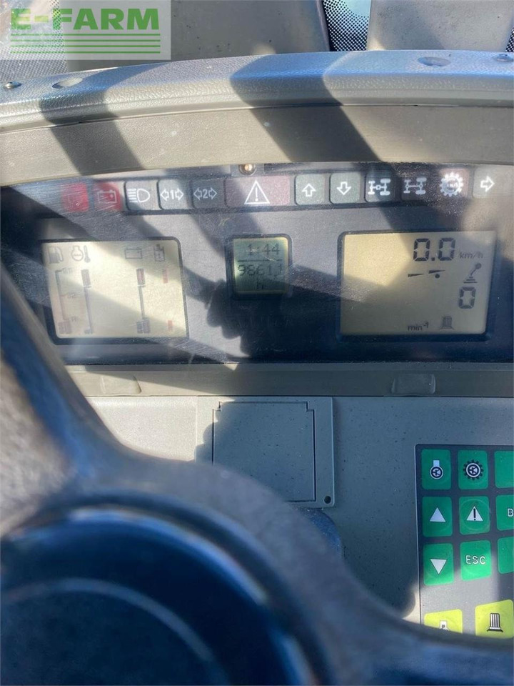 Fendt farmer 411 vario - Tractor: foto 4 Fendt farmer 411 vario - Tractor: foto 4