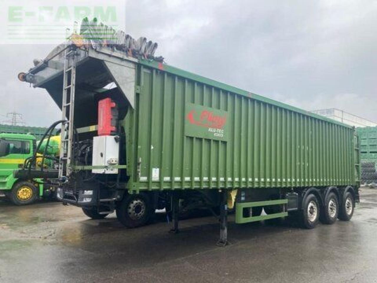 Fliegl abschiebesattelauflieger 3108 - Remolque volquete agrícola: foto 3 Fliegl abschiebesattelauflieger 3108 - Remolque volquete agrícola: foto 3