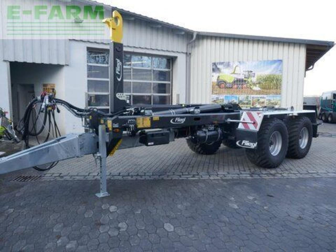Fliegl hkl 22 - tandem abrollkipper - Remolque multilift/ Portacontenedores de cadenas: foto 1 Fliegl hkl 22 - tandem abrollkipper - Remolque multilift/ Portacontenedores de cadenas: foto 1