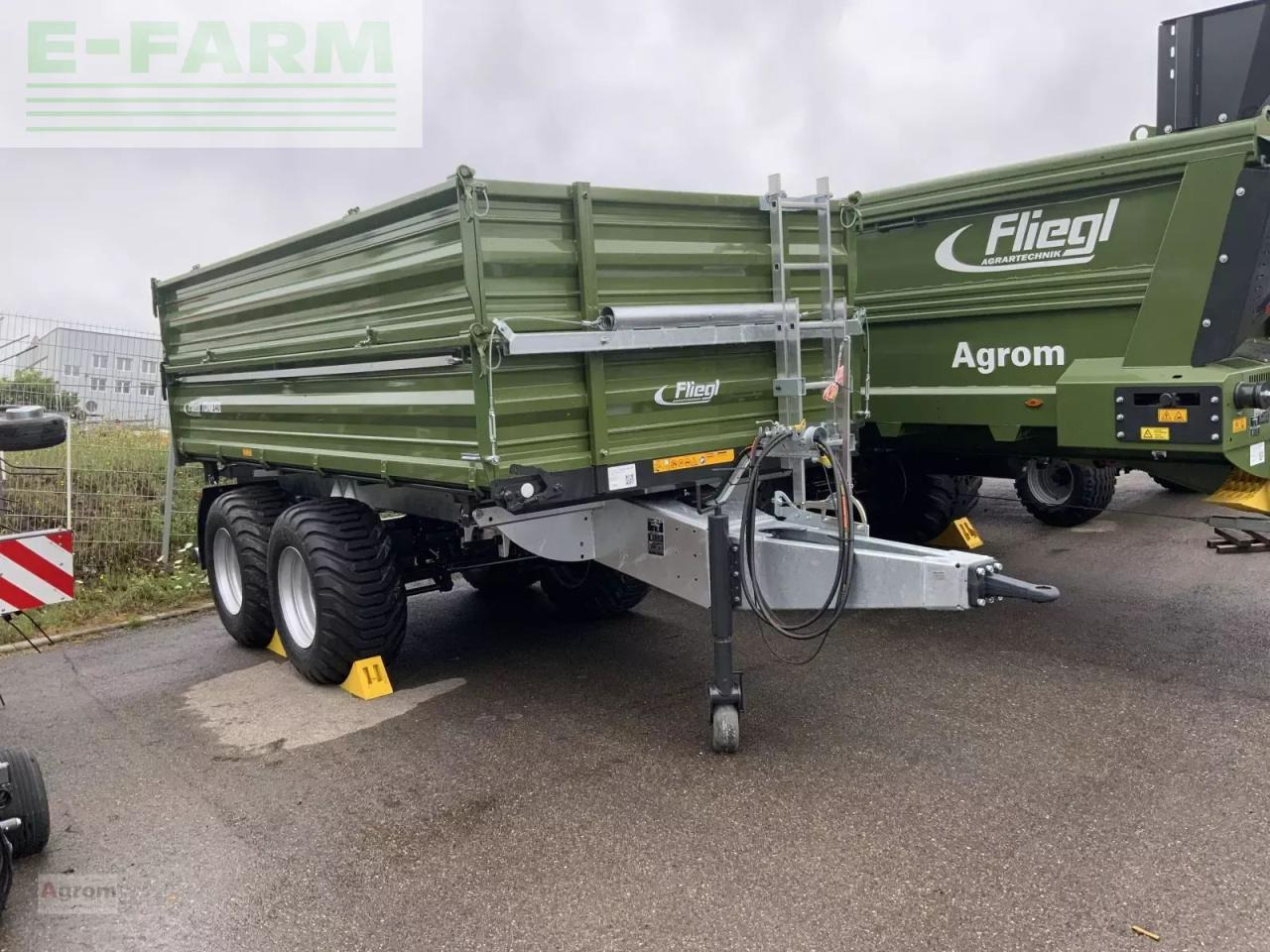 Fliegl tdk 140 - Remolque volquete agrícola: foto 3 Fliegl tdk 140 - Remolque volquete agrícola: foto 3