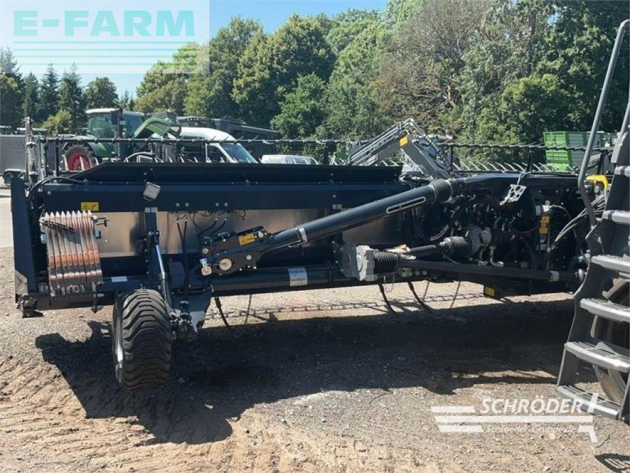 Geringhoff 10,65m bandschneidwerk truflex 35 +wagen - Accesorios para cosechadoras de forraje: foto 4 Geringhoff 10,65m bandschneidwerk truflex 35 +wagen - Accesorios para cosechadoras de forraje: foto 4