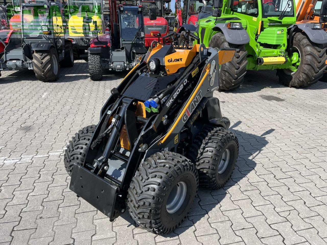 Giant sk 202d neuwertig inkl. schaufel & pg - Miniexcavadora: foto 1 Giant sk 202d neuwertig inkl. schaufel & pg - Miniexcavadora: foto 1