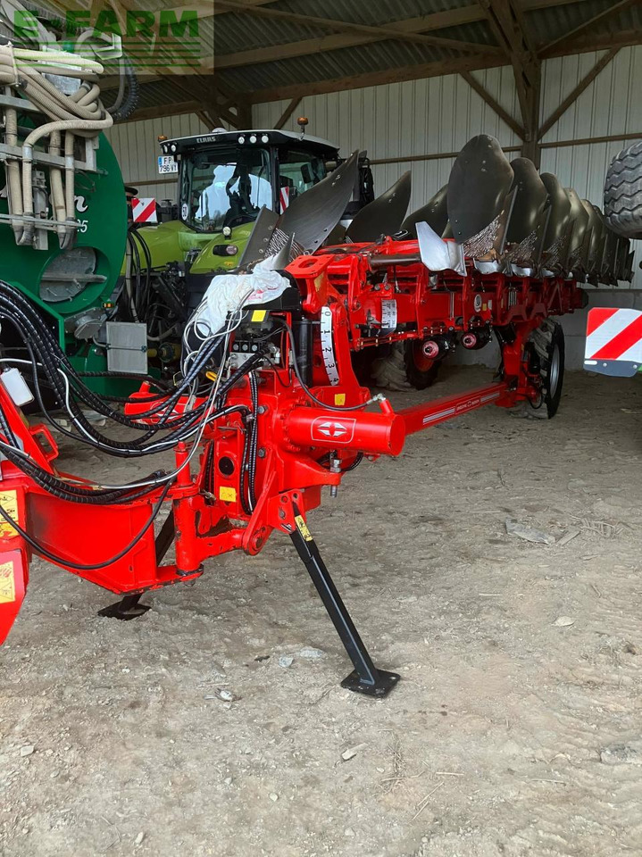 Gregoire Besson 8 corps - Arado: foto 2 Gregoire Besson 8 corps - Arado: foto 2