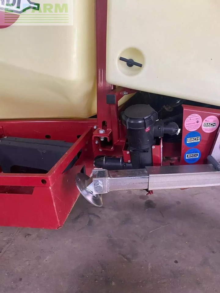 Hardi navigator 3000 - Pulverizador arrastrado: foto 5 Hardi navigator 3000 - Pulverizador arrastrado: foto 5