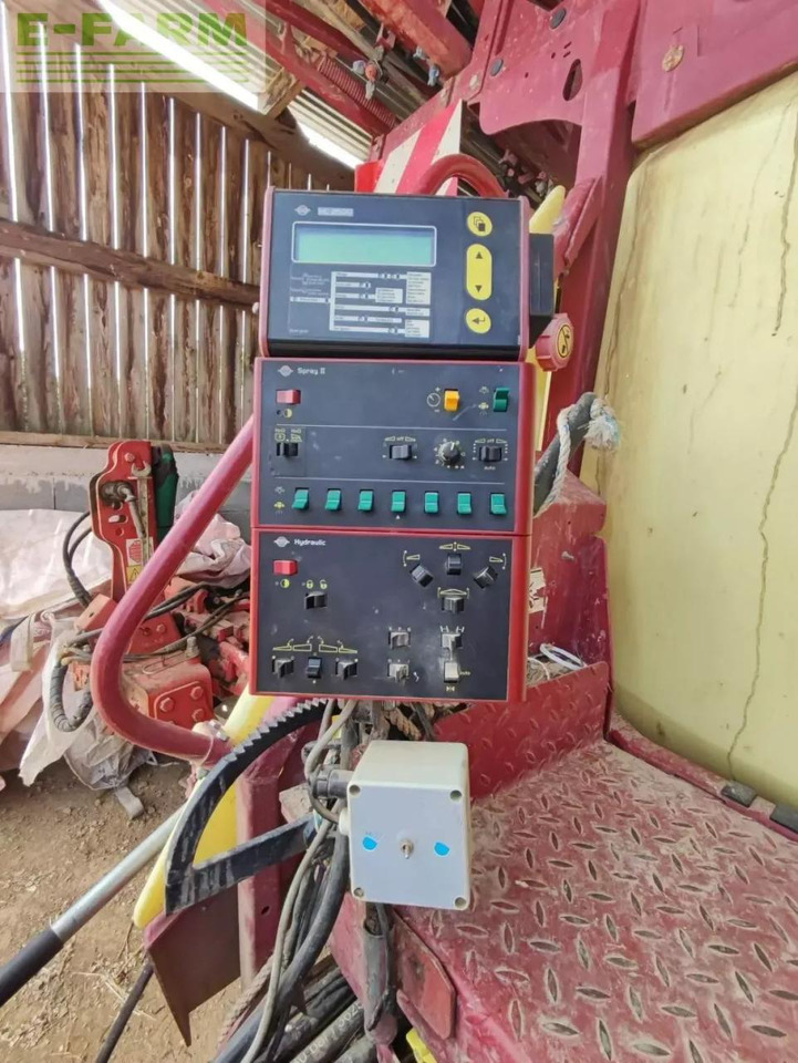 Hardi navigator - Pulverizador arrastrado: foto 2 Hardi navigator - Pulverizador arrastrado: foto 2