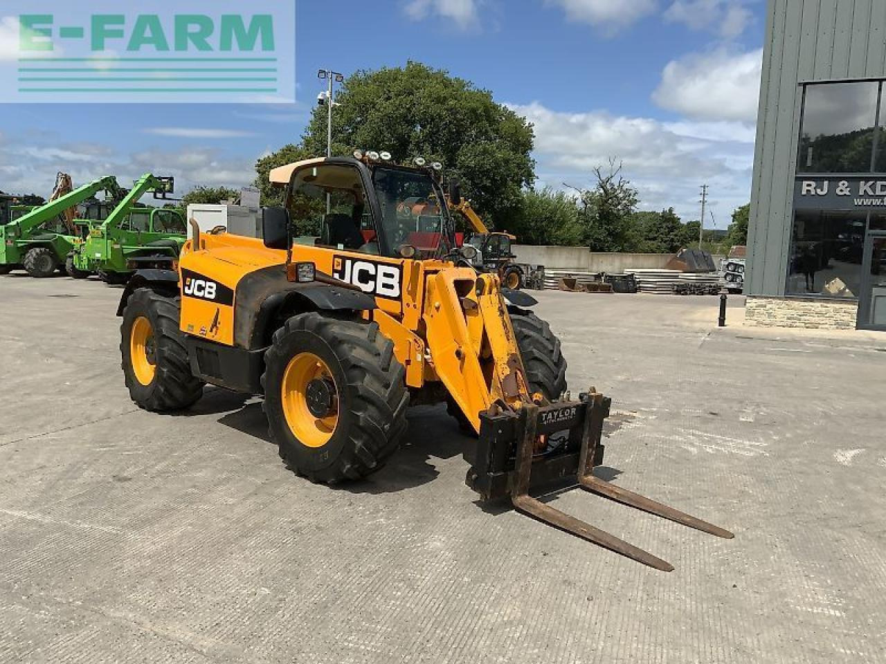 JCB 541-70 agri xtra telehandler (st23750) - Manipulador telescópico: foto 3 JCB 541-70 agri xtra telehandler (st23750) - Manipulador telescópico: foto 3