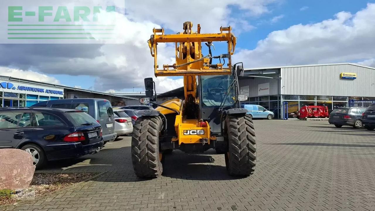 JCB 542-70 agri pro - Manipulador telescópico: foto 3 JCB 542-70 agri pro - Manipulador telescópico: foto 3