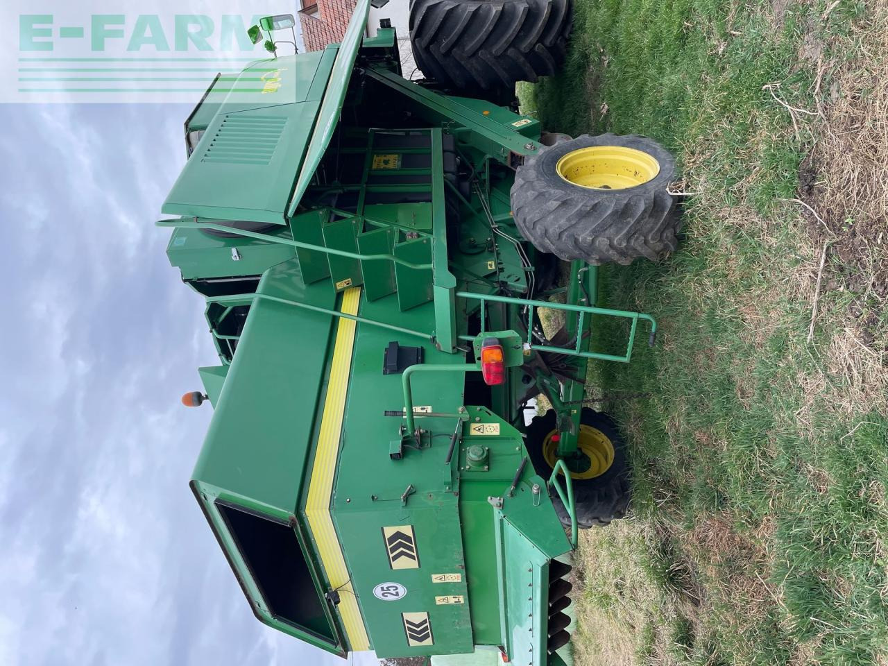 John Deere 1550 WTS - Cosechadora de granos: foto 3 John Deere 1550 WTS - Cosechadora de granos: foto 3