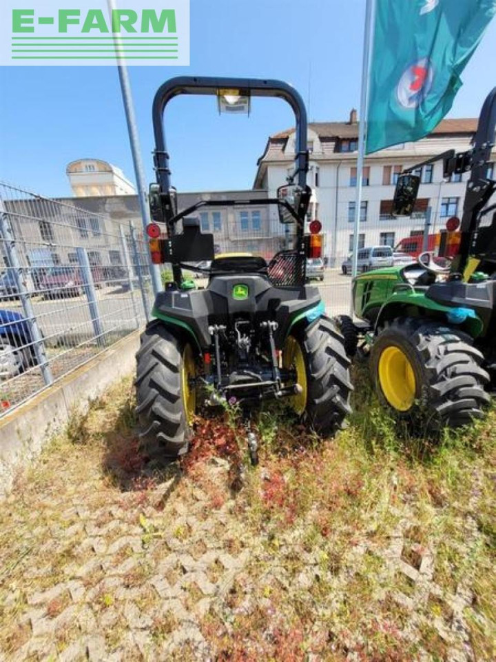 John Deere 3025e industrie - Tractor: foto 2 John Deere 3025e industrie - Tractor: foto 2