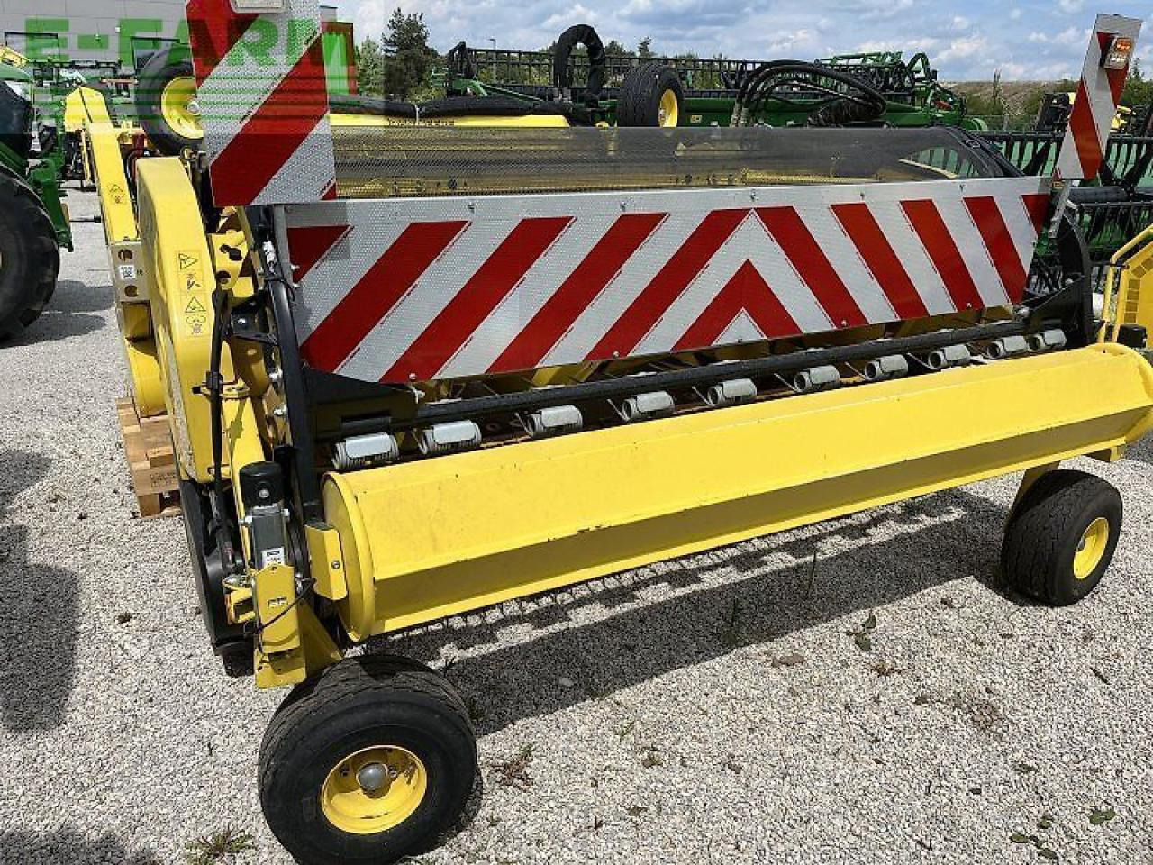 John Deere 30r - Accesorios para cosechadoras de forraje: foto 1 John Deere 30r - Accesorios para cosechadoras de forraje: foto 1