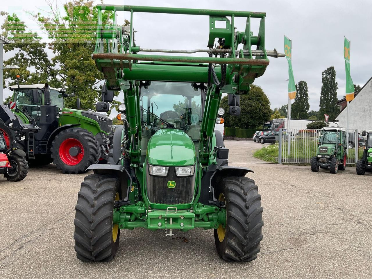 John Deere 5090R - Tractor: foto 2 John Deere 5090R - Tractor: foto 2