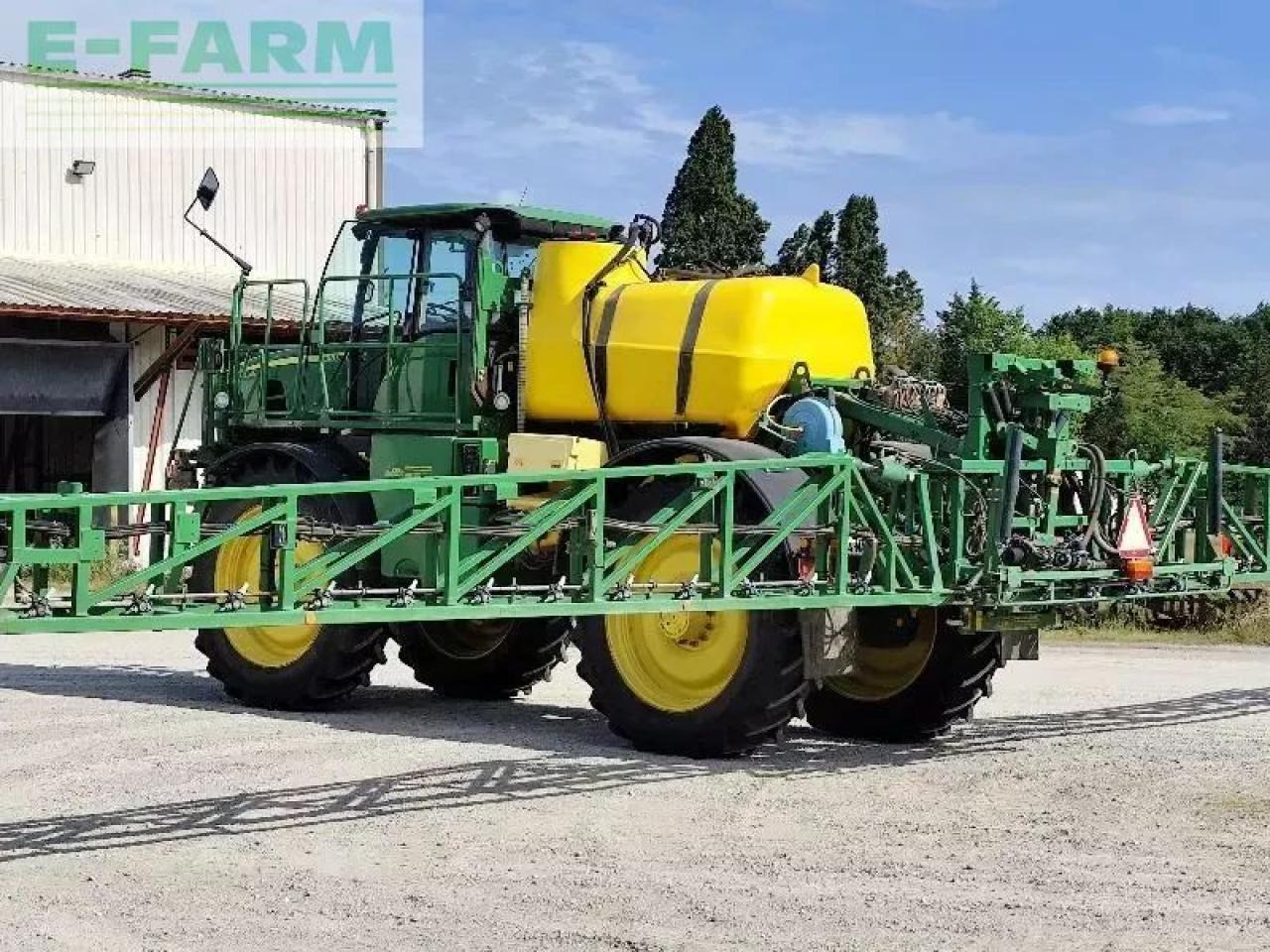 John Deere 5430i - Pulverizador arrastrado: foto 2 John Deere 5430i - Pulverizador arrastrado: foto 2