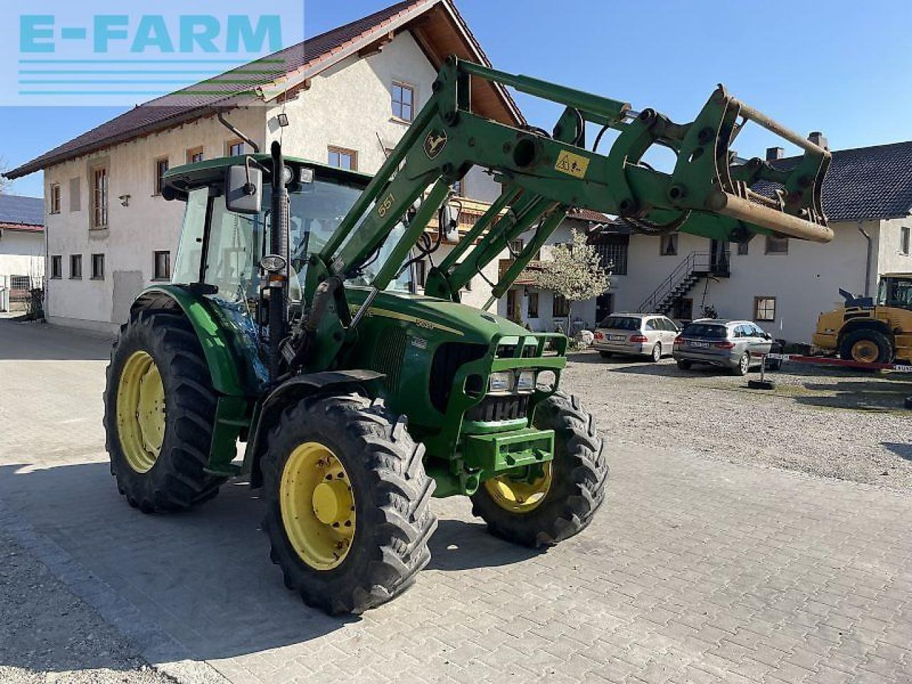John Deere 5620 fl premium - Tractor: foto 1 John Deere 5620 fl premium - Tractor: foto 1
