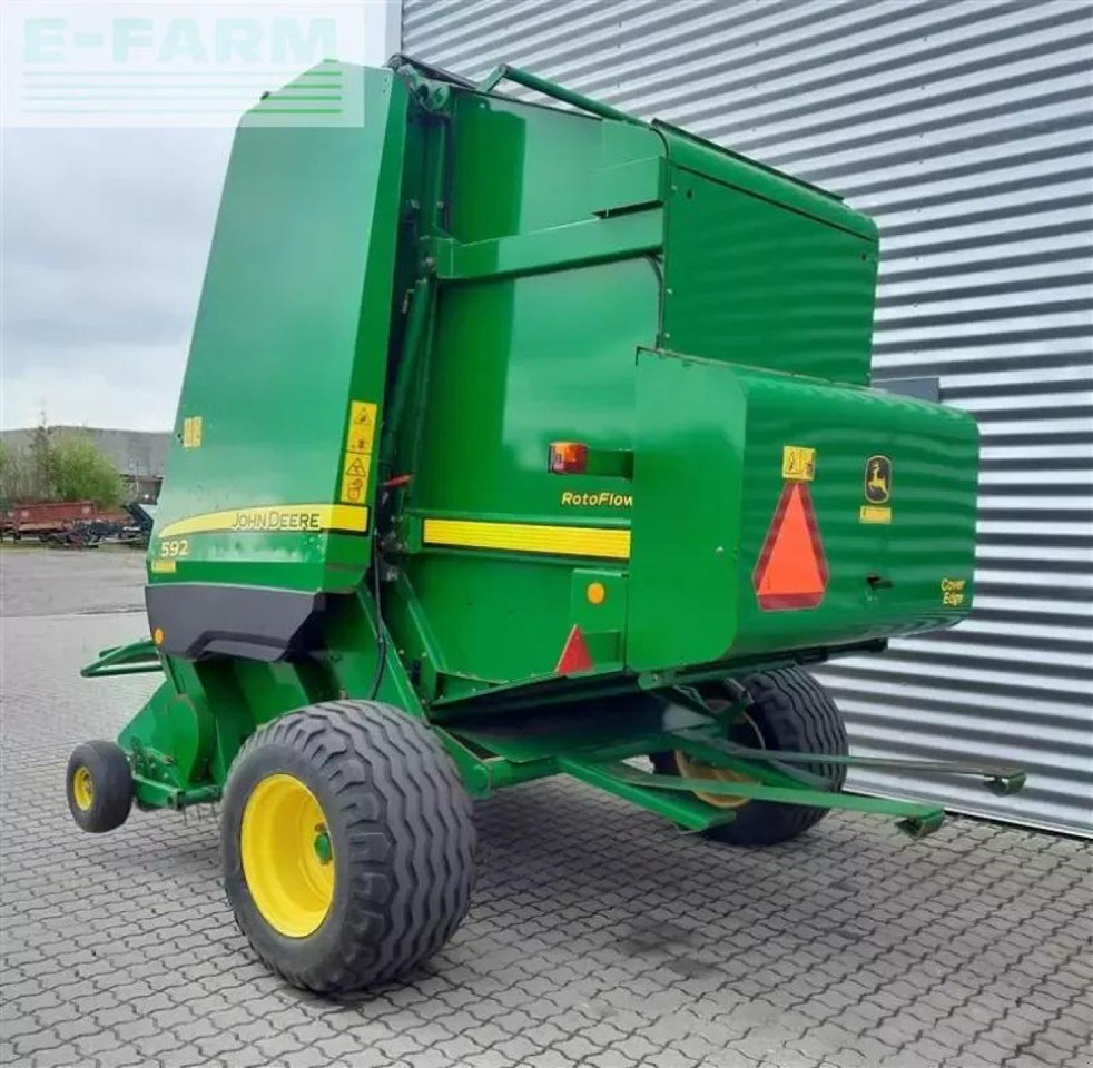 John Deere 592 - Empacadora de pacas cuadradas: foto 5 John Deere 592 - Empacadora de pacas cuadradas: foto 5