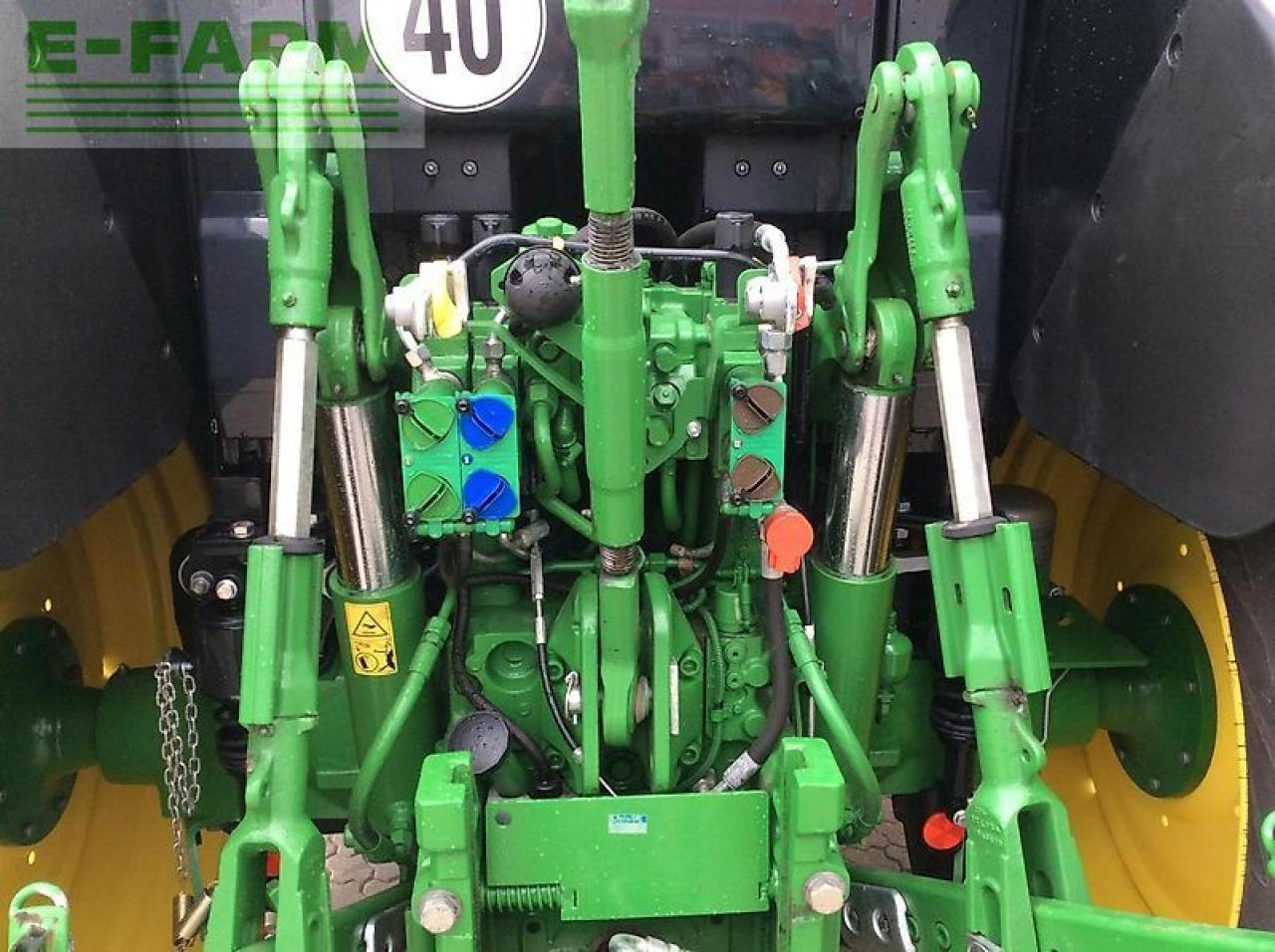 John Deere 6100 m - Tractor: foto 5 John Deere 6100 m - Tractor: foto 5