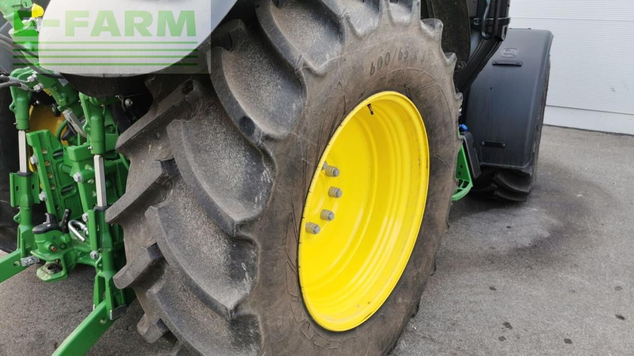 Tractor John Deere 6100m: foto 16