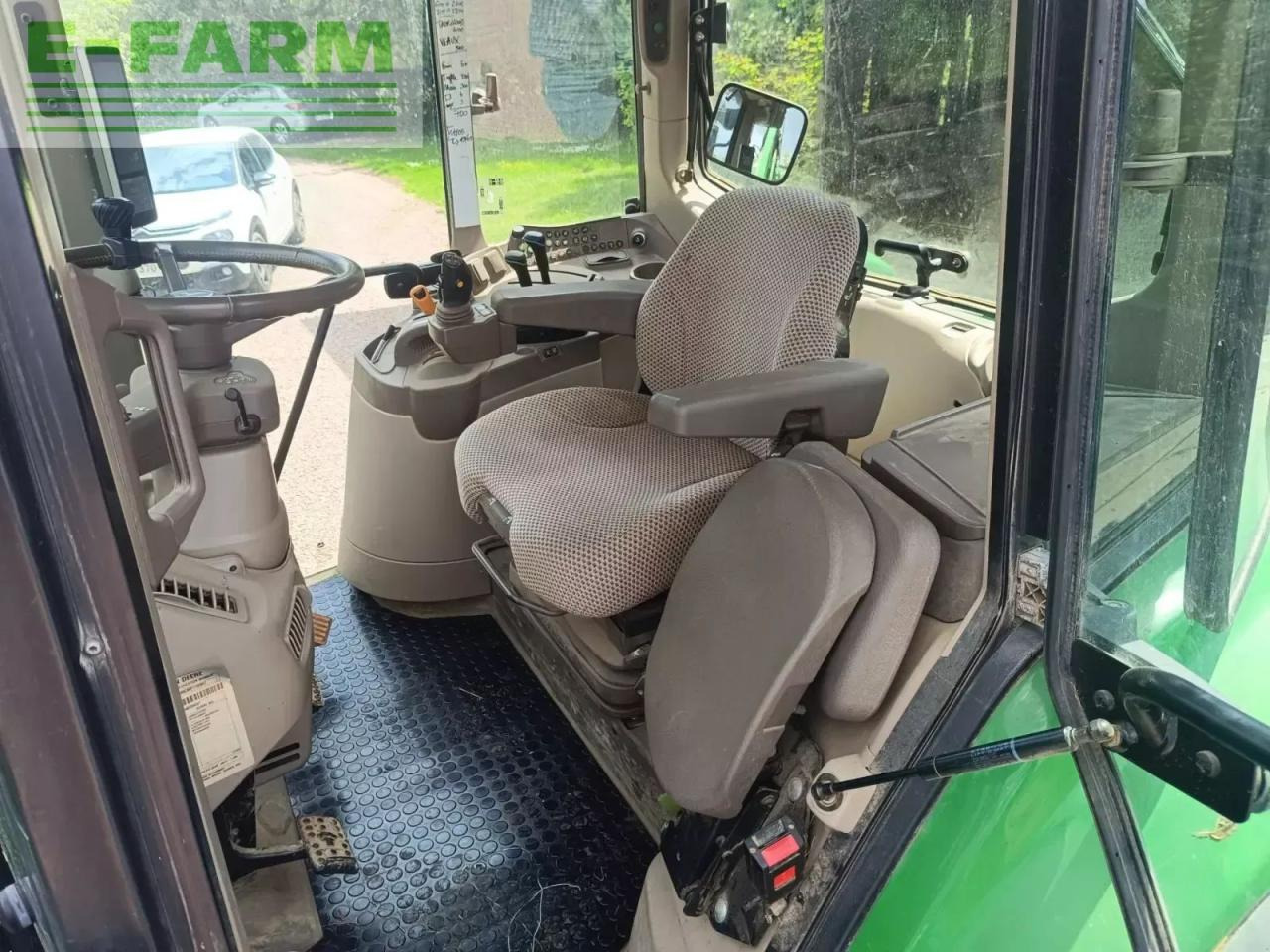 John Deere 6100m - Tractor: foto 5 John Deere 6100m - Tractor: foto 5