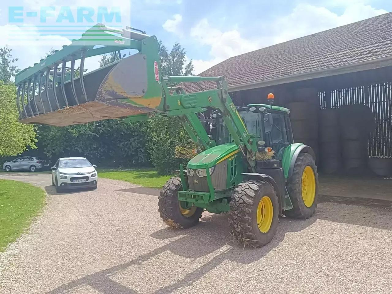 John Deere 6100m - Tractor: foto 2 John Deere 6100m - Tractor: foto 2