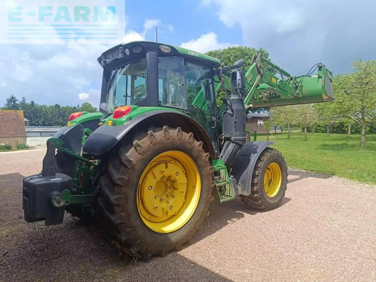 John Deere 6100m - Tractor: foto 3 John Deere 6100m - Tractor: foto 3