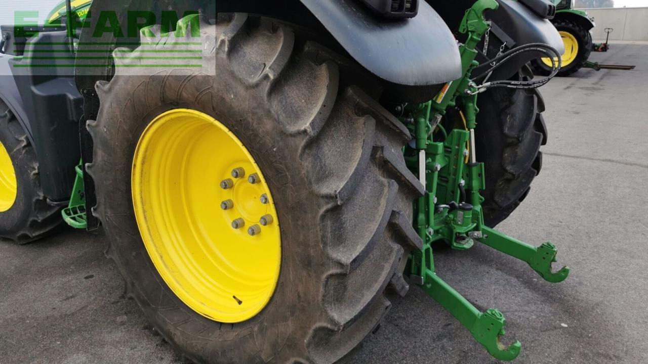 Tractor John Deere 6100m: foto 17
