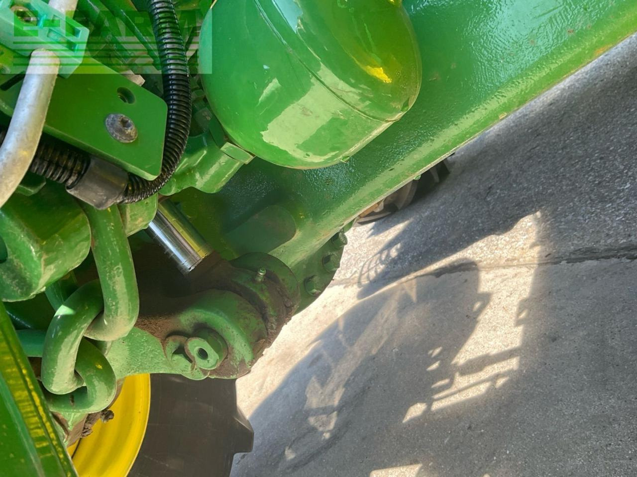 Tractor John Deere 6110R: foto 10
