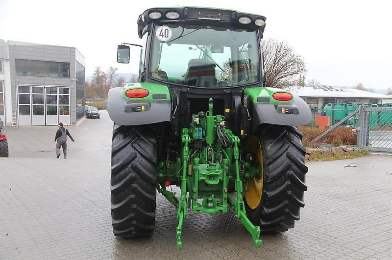 John Deere 6115 r - Tractor: foto 3 John Deere 6115 r - Tractor: foto 3