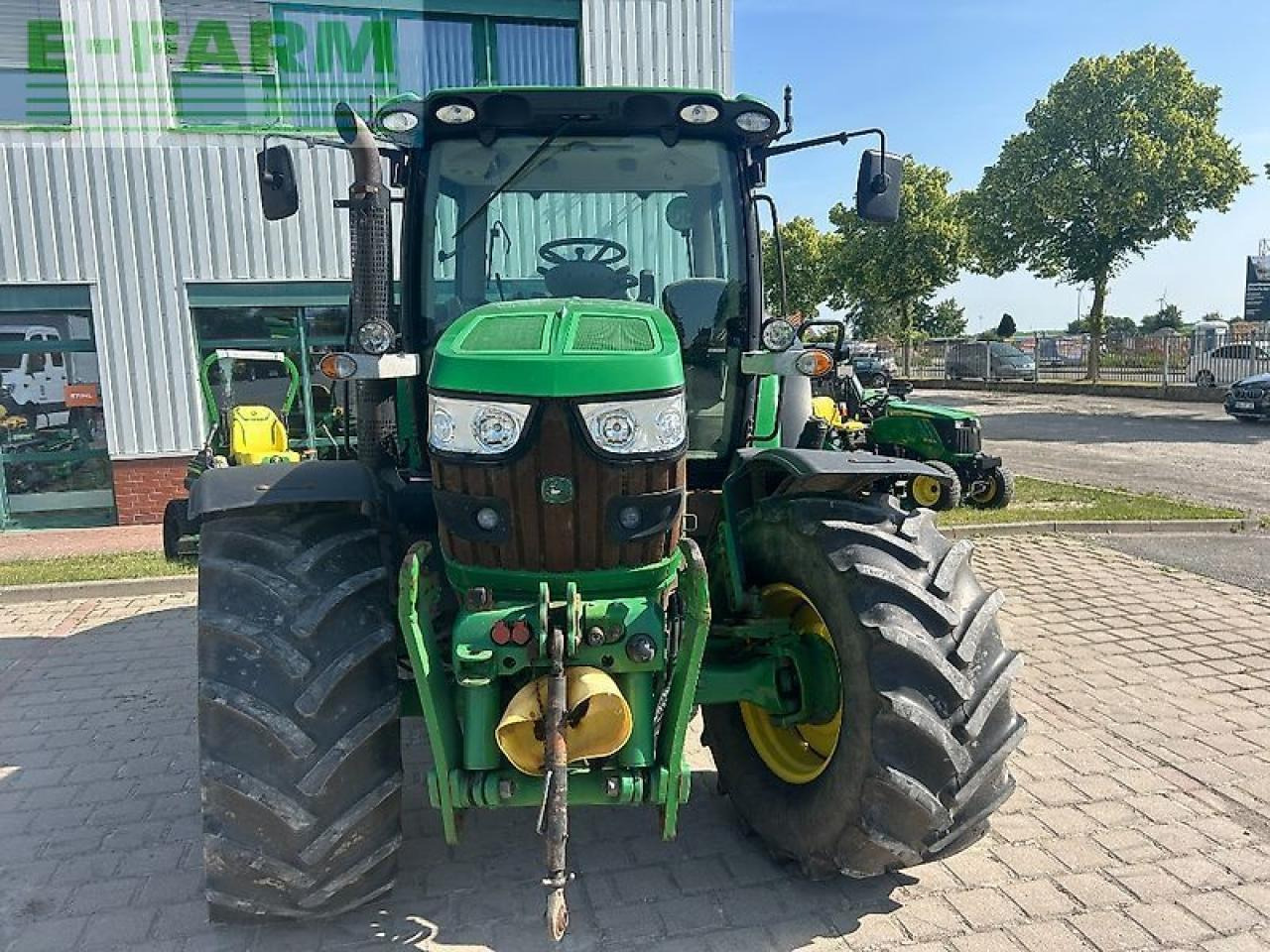 John Deere 6115r - Tractor: foto 2 John Deere 6115r - Tractor: foto 2