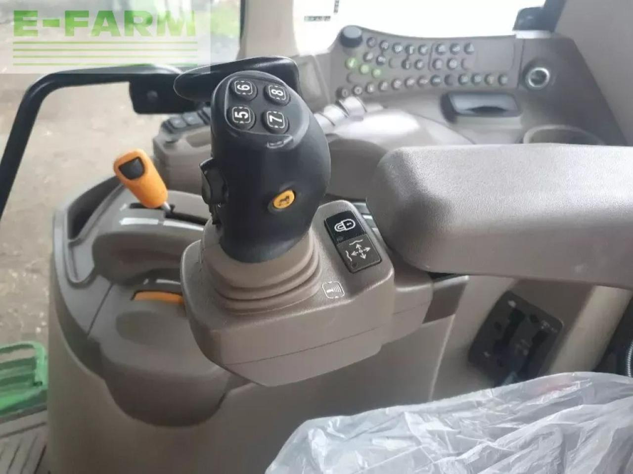 John Deere 6140m - Tractor: foto 3 John Deere 6140m - Tractor: foto 3