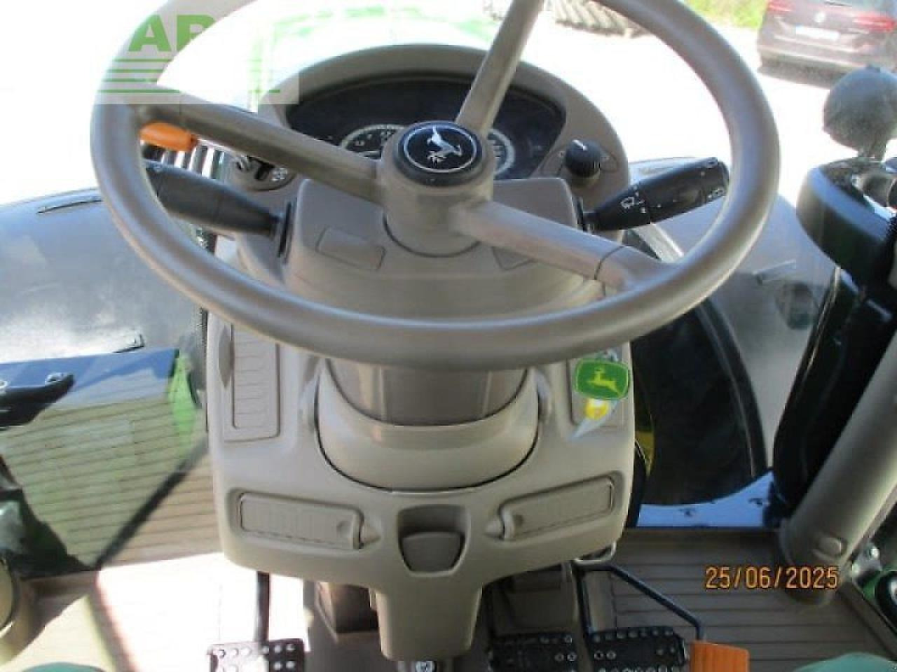 Tractor John Deere 6145 r direct drive #849: foto 12