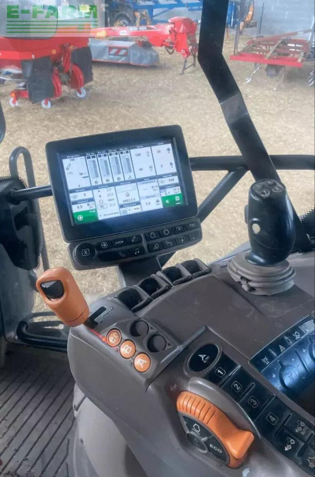 John Deere 6145r - Tractor: foto 5 John Deere 6145r - Tractor: foto 5