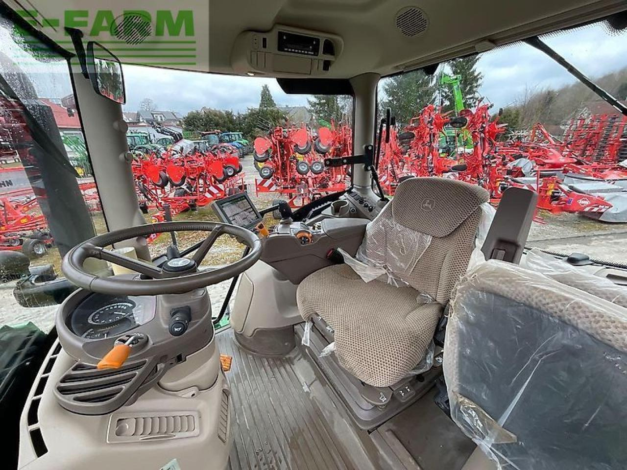 John Deere 6145r - Tractor: foto 5 John Deere 6145r - Tractor: foto 5