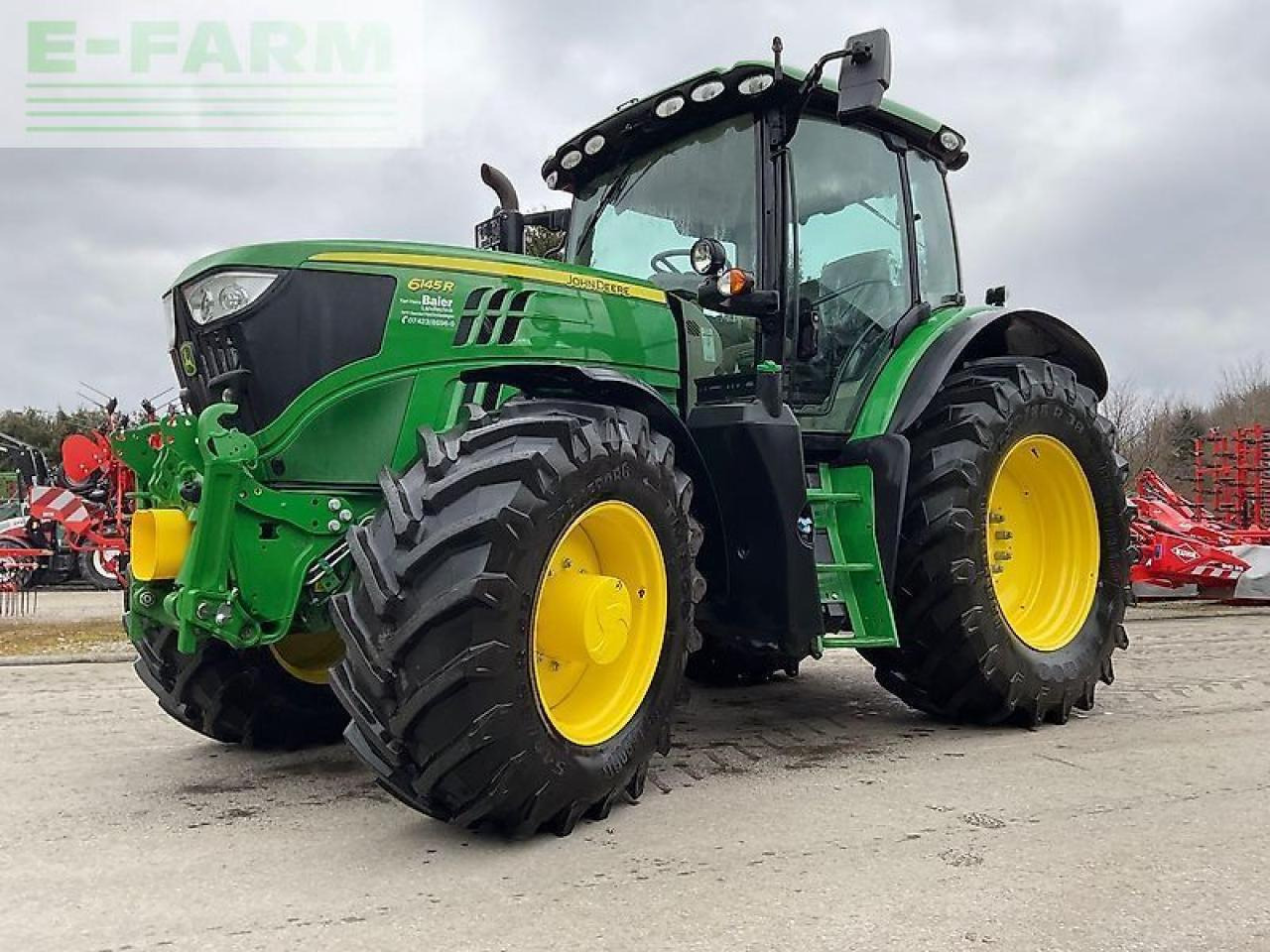 John Deere 6145r - Tractor: foto 1 John Deere 6145r - Tractor: foto 1