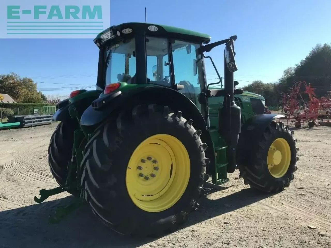 John Deere 6155 m command quad - Tractor: foto 3 John Deere 6155 m command quad - Tractor: foto 3