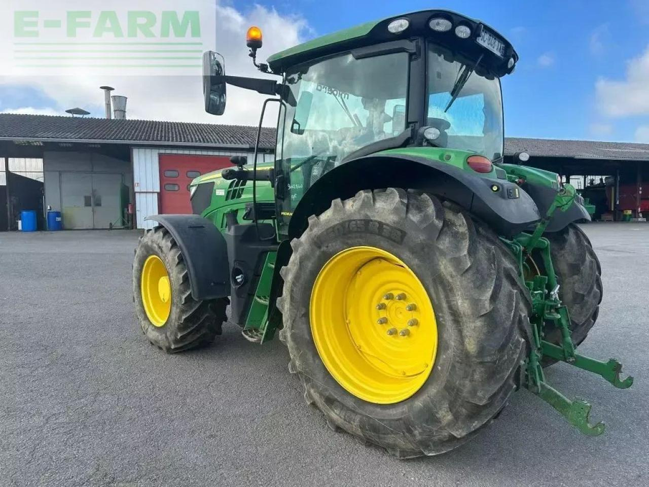 John Deere 6155 r autopower - Tractor: foto 4 John Deere 6155 r autopower - Tractor: foto 4