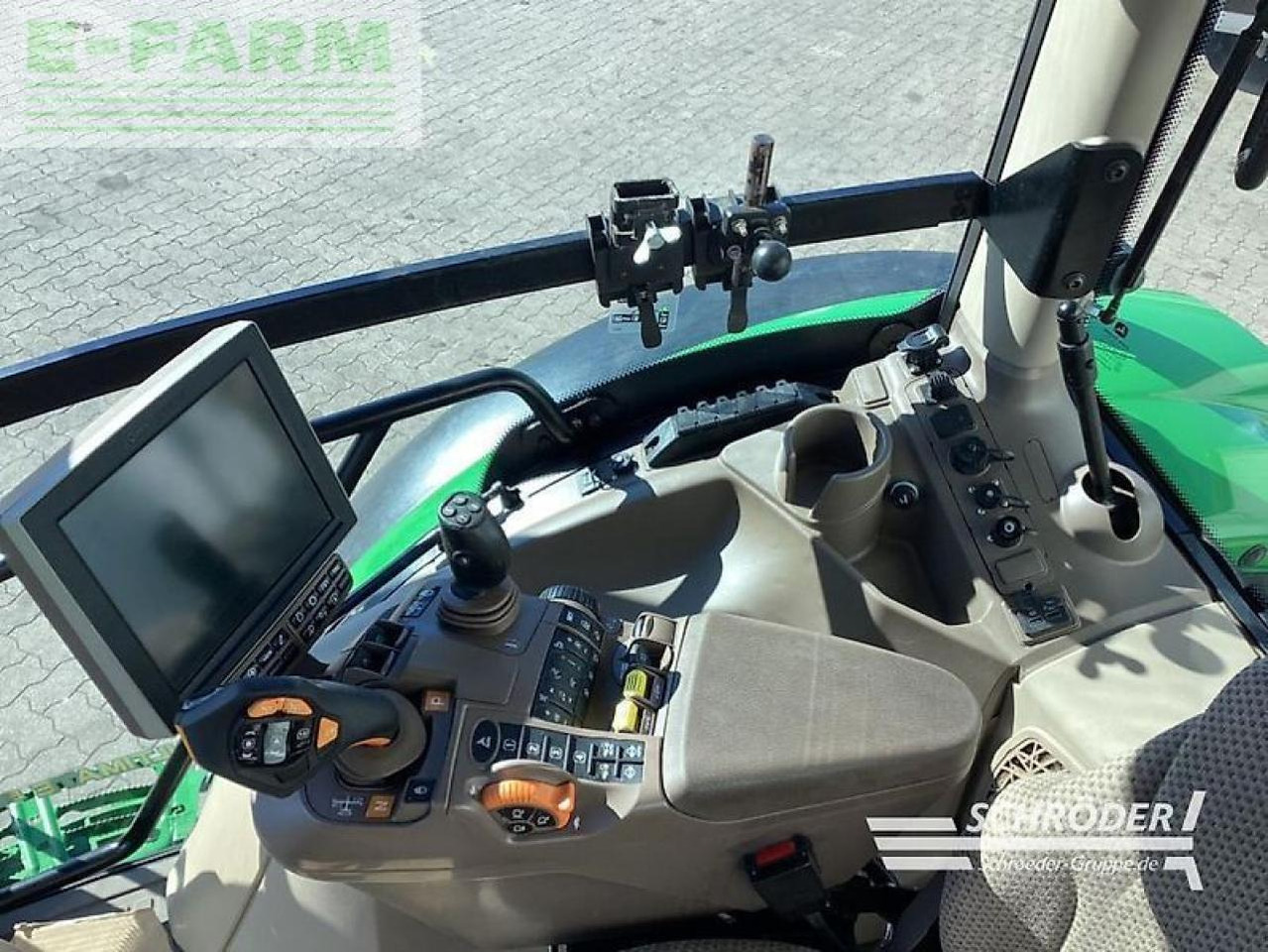 John Deere 6155 r ultimate - Tractor: foto 2 John Deere 6155 r ultimate - Tractor: foto 2