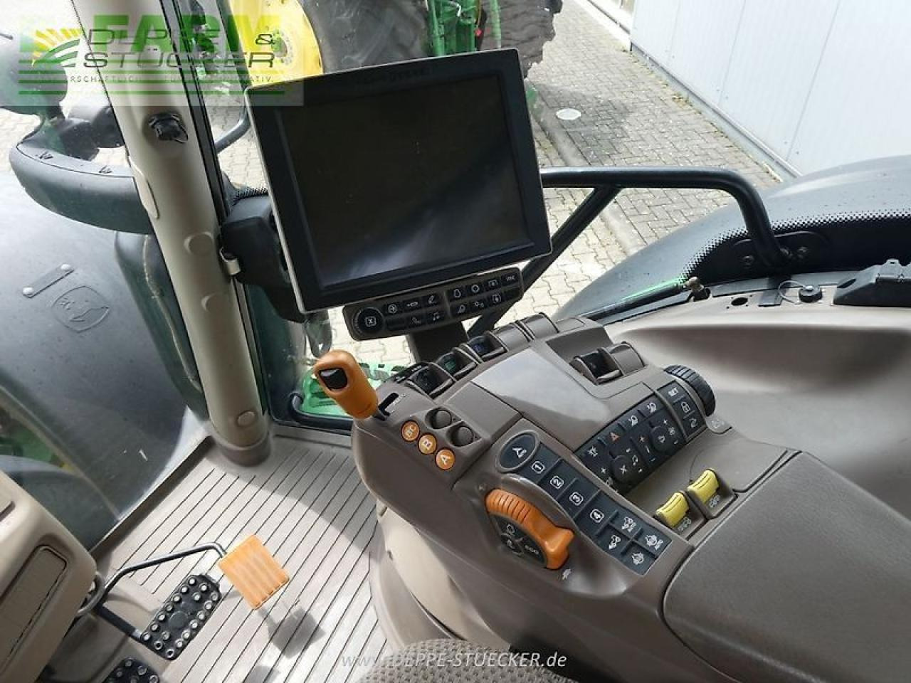 Tractor John Deere 6195r: foto 12