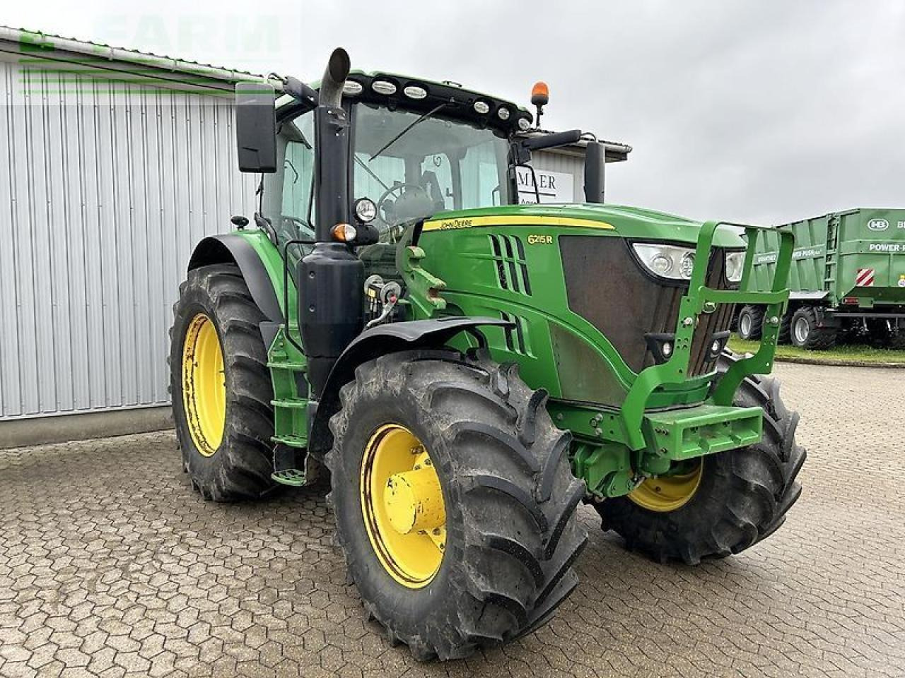 Tractor John Deere 6215r: foto 8