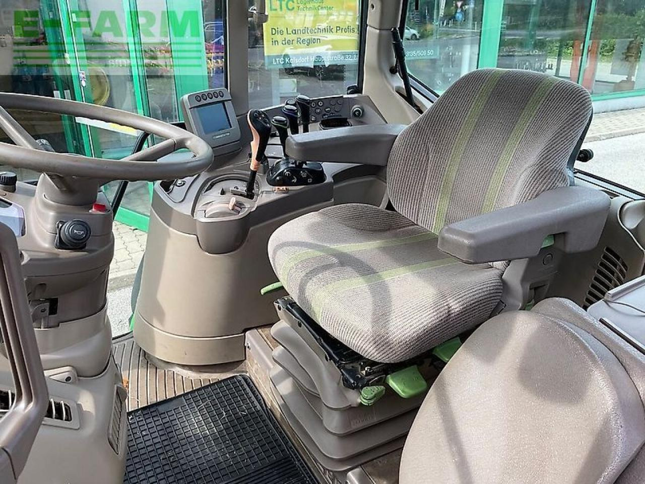 John Deere 6230 premium - Tractor: foto 5 John Deere 6230 premium - Tractor: foto 5