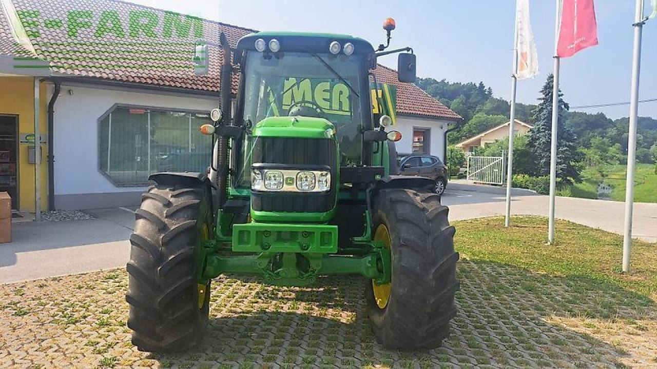 John Deere 6230 premium - Tractor: foto 2 John Deere 6230 premium - Tractor: foto 2