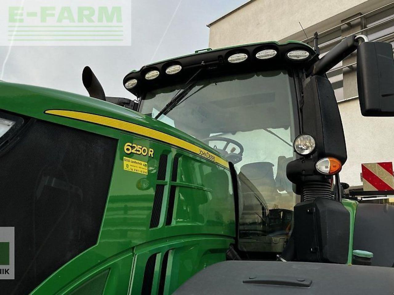 John Deere 6250r - Tractor: foto 2 John Deere 6250r - Tractor: foto 2