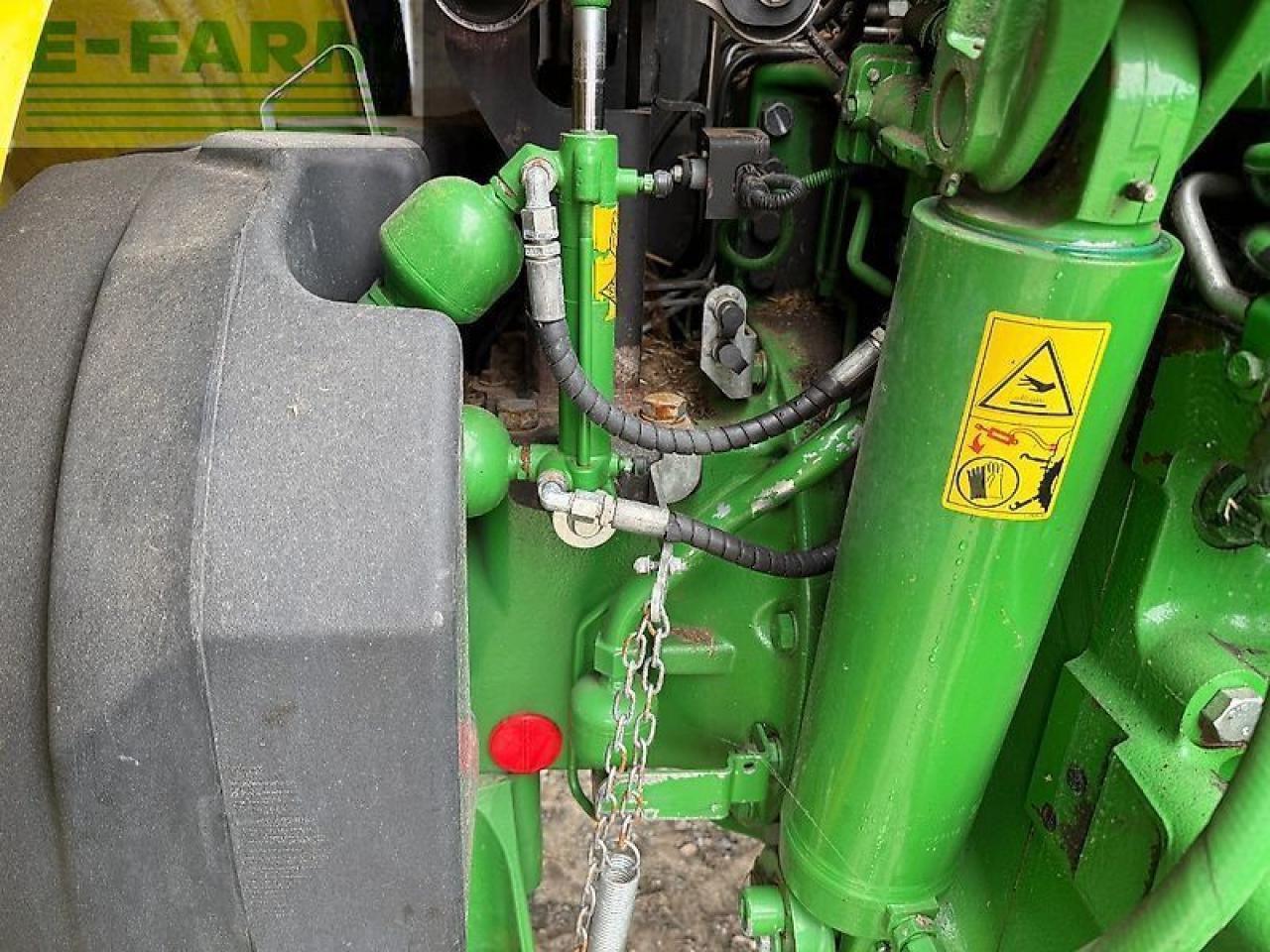 Tractor John Deere 6250r: foto 6