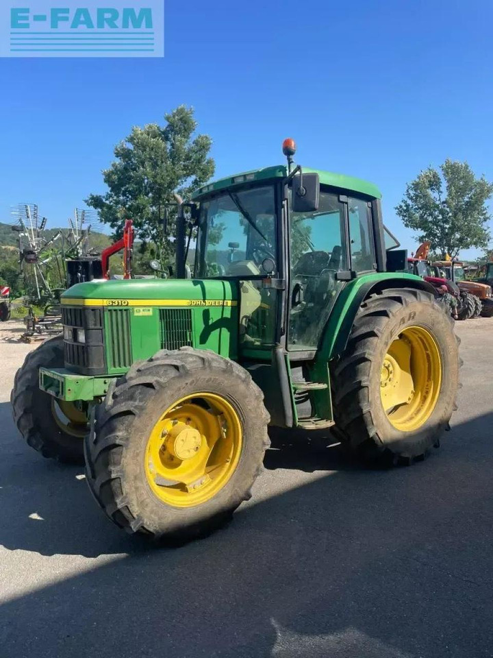John Deere 6310 - Tractor: foto 1 John Deere 6310 - Tractor: foto 1