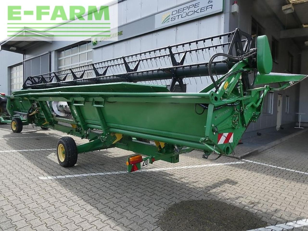 John Deere 635r - Accesorios para cosechadoras de forraje: foto 4 John Deere 635r - Accesorios para cosechadoras de forraje: foto 4